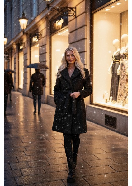 Siyah Şal Yaka Çift Cepli Düğme Kapamalı Kemerli Peluş Kaban 0108088.01