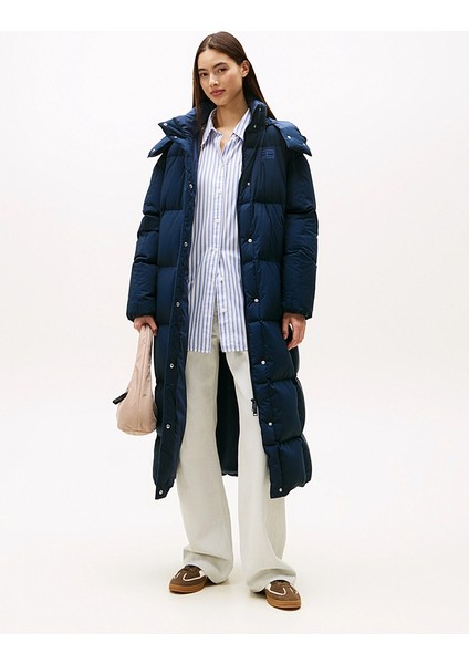 Tommy Hılfıger Kadın Marka Logolu Kapitone Dikişli Kapüşonlu Günlük Kullanıma Uygun Lacivert Mont DW0DW21977 C1G