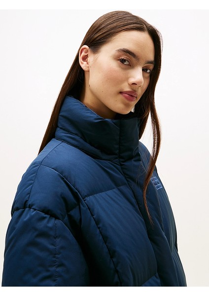 Tommy Hılfıger Kadın Marka Logolu Kapitone Dikişli Kapüşonlu Günlük Kullanıma Uygun Lacivert Mont DW0DW21977 C1G fırsatları