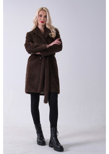 Kahve Şal Yaka Çift Cepli Düğme Kapamalı Kemerli Peluş Kaban 0108088.05 modelleri