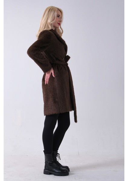 Kahve Şal Yaka Çift Cepli Düğme Kapamalı Kemerli Peluş Kaban 0108088.05 indirimleri