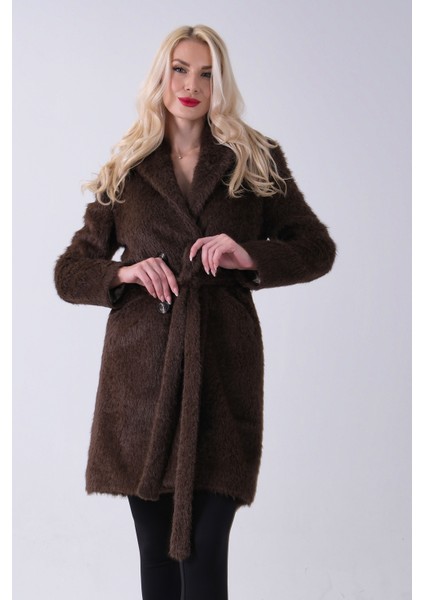 Kahve Şal Yaka Çift Cepli Düğme Kapamalı Kemerli Peluş Kaban 0108088.05