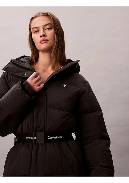 Calvın Kleın Kadın Marka Logolu Full Fermuarlı Şık Görünüşlü Günlük Kullanıma Uygun Siyah Mont LV047D508G Ub1 fiyatları