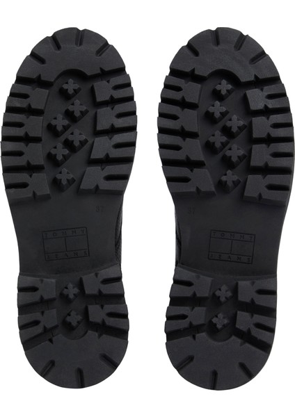 Tommy Hılfıger Kadın Marka Logo Detaylı Kalın Tabanlı Full Bağcıklı Şık Görünümlü Günlük Kullanıma Uygun Siyah Bot & Bootie EN0EN02906 Bds indirimleri