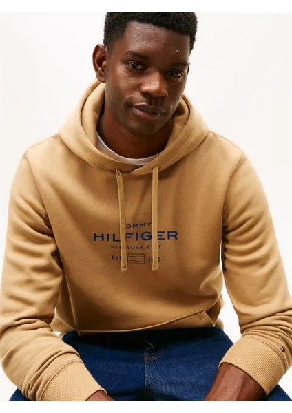 Tommy Hılfıger Erkek Marka Logolu Kapüşonlu Organik Pamuklu Kanguru Ceplli Günlük Kullanıma Uygun Açık Kahverengi Sweatshirt MW0MW40864 Gv7 fiyatları