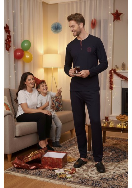 Ds Damat Yılbaşı Özel Hediye Kutulu Modal Kumaş Pijama Takımı – Uzun Kollu, Premium, Düğmeli Yaka Lacivert