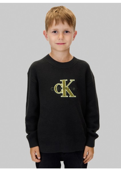 Bisiklet Yaka Regular Fit Nakışlı Siyah Erkek Çocuk Kazak IB0IB02598BEH fiyatları