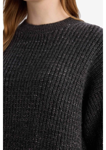 Loose Fit Bisiklet Yaka Simli Kumaş Triko Kazak Tunik G3626AX25WN fırsatları