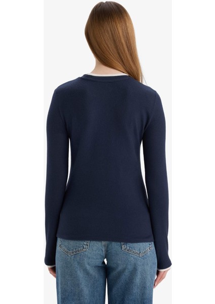 Regular Fit Bisiklet Yaka Uzun Kollu Tişört Tunik G5061AX25WN indirimleri