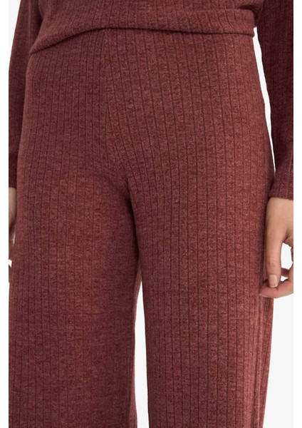 Straight Fit Düz Paça Selanik Kumaş Pantolon E9910AX25WN indirimleri