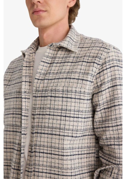 Regular Fit Polo Yaka Flanel Uzun Kollu Gömlek E8191AX25WN fırsatları