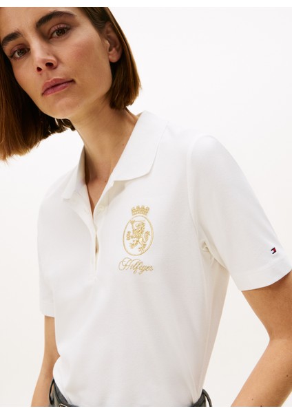 Işlemeli Beyaz Kadın Polo T-Shirt modelleri