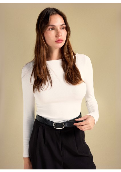 Kayık Yaka Düz Beyaz Kadın Bluz PBF5WL-TST9527 modelleri