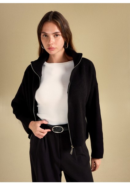 Kayık Yaka Düz Beyaz Kadın Bluz PBF5WL-TST9527 fırsatları