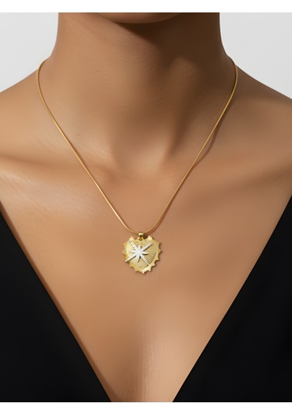 Kalp Şeklinde Çelik Kolye