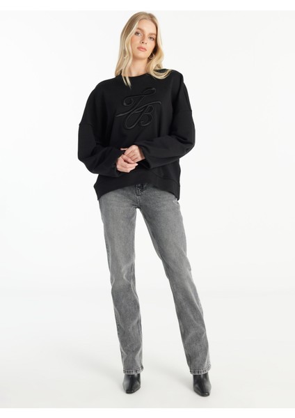 Bisiklet Yaka Nakışlı Siyah Kadın Sweatshırt TBWRTS1023 fiyatları