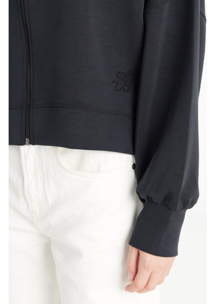 Dik Yaka Düz Siyah Kadın Sweatshırt TBWRTS1073 indirimleri