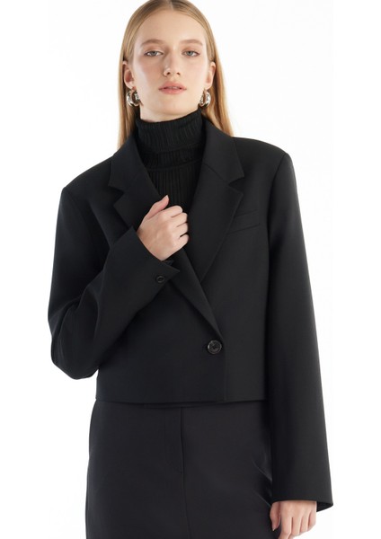 Cropped Fit Siyah Kadın Ceket TBWRJC1021 fırsatları