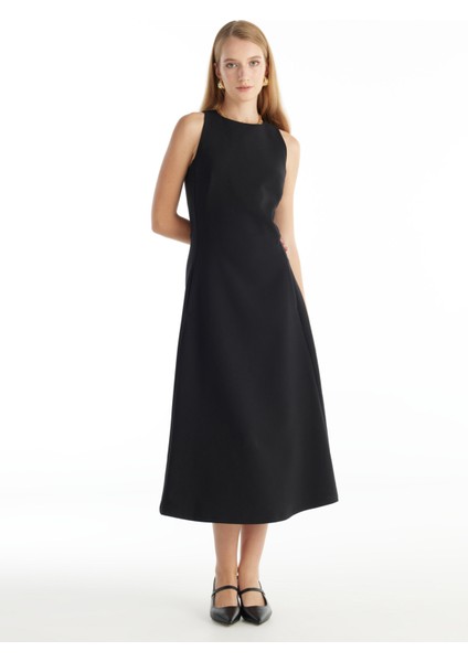 Bisiklet Yaka Düz Siyah Midi Kadın Elbise TBWRDR1030