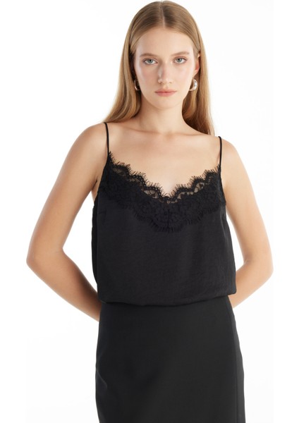 V Yaka Düz Siyah Kadın Bluz TBWRSH1016