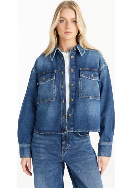 Oversized Klasik Gömlek Yaka Düz Koyu Mavi Kadın Gömlek TBWRDN1034