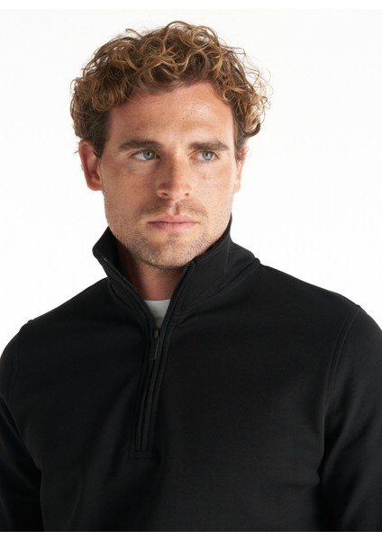 Dik Yaka Düz Siyah Erkek Sweatshırt TBMRTS1062 modelleri