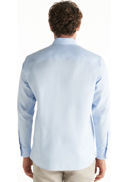 Comfort Fit Düğmeli Yaka Oxford Açık Mavi Erkek Gömlek TBMRSH1010 fırsatları