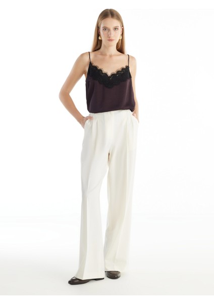 V Yaka Düz Koyu Kahve Kadın Bluz TBWRSH1016 fırsatları