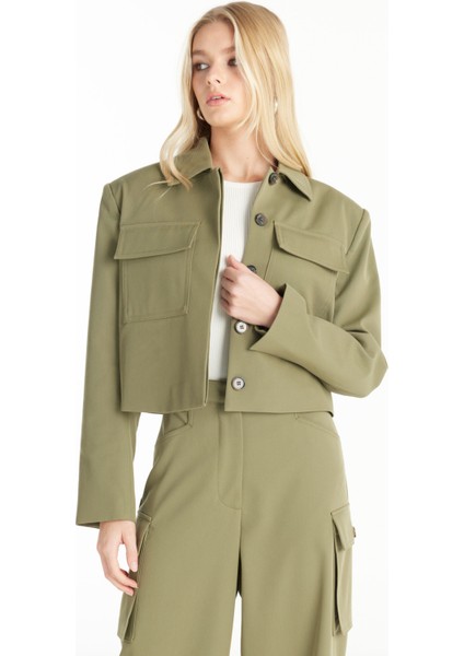 Standart Haki Kadın Ceket TBWRJC1035