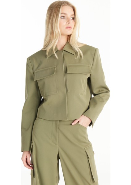 Standart Haki Kadın Ceket TBWRJC1035 fiyatları