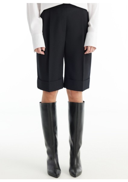 Orta Bel Rahat Siyah Kadın Şort TBWRTR1042 fiyatları