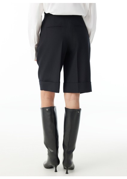 Orta Bel Rahat Siyah Kadın Şort TBWRTR1042 fırsatları