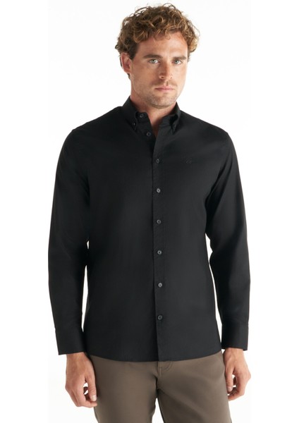 Comfort Fit Düğmeli Yaka Oxford Siyah Erkek Gömlek TBMRSH1010 modelleri
