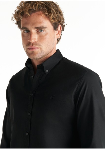 Comfort Fit Düğmeli Yaka Oxford Siyah Erkek Gömlek TBMRSH1010 fırsatları