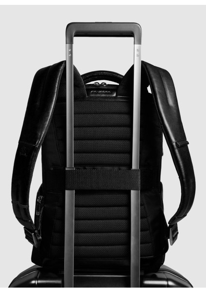 Piquadro Siyah Erkek Sırt Çantası CA6796W136 modelleri