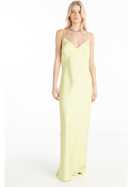 V Yaka Düz Sarı Uzun Kadın Elbise TBWRDR1018