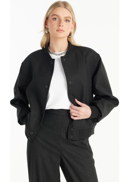 Cropped Fit Antrasit Kadın Ceket TBWROW1040-1