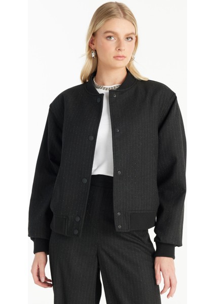 Cropped Fit Antrasit Kadın Ceket TBWROW1040-1 fırsatları