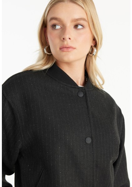 Cropped Fit Antrasit Kadın Ceket TBWROW1040-1