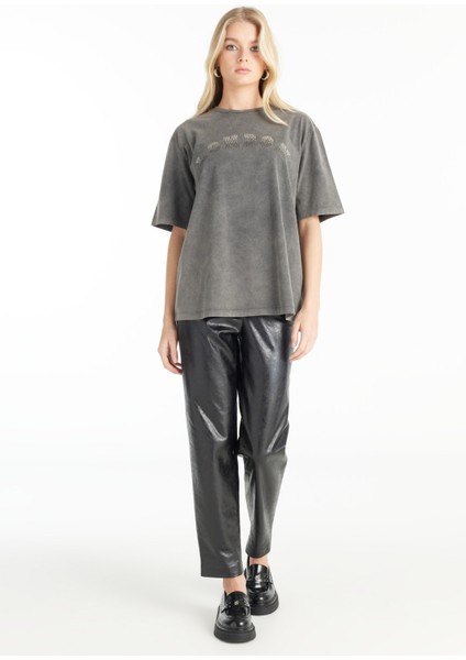 Bisiklet Yaka Taşlı Antrasit Kadın T-Shirt TBWRTS1055 fiyatları