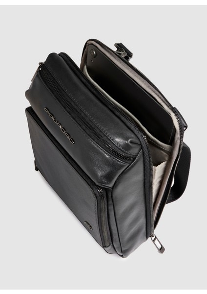 Piquadro Siyah Erkek Postacı Çantası CA6882W136 fırsatları