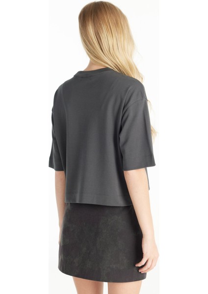 Bisiklet Yaka Baskılı Antrasit Kadın T-Shirt TBWRTS1017 fırsatları