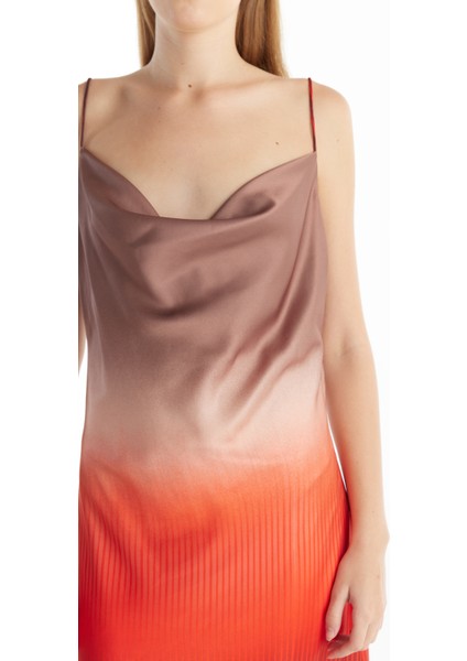 Degaje Yaka Desenli Kırmızı Uzun Kadın Elbise TBWRDR1016