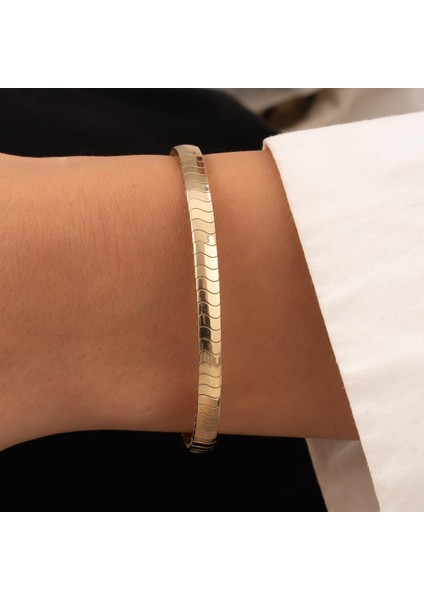 Spor Model 14 Ayar Altın Kelepçe