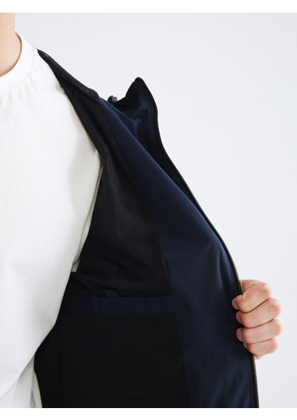 Yeni Sezon Standart Kalıp Kapüşonlu Erkek Yağmurluk fırsatları