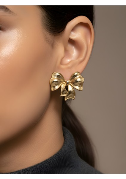 Fiyonk Form Parlak Gold Vip Küpe | Trend Küpe | Zarif Kadın Küpe