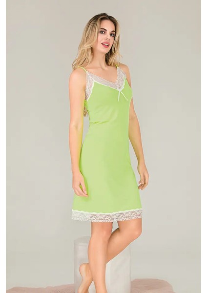 Lady Dantel Detaylı Yeşil Gecelik