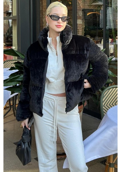 Siyah Dik Yaka Kadın Kürklü Mont MG2259 fiyatları