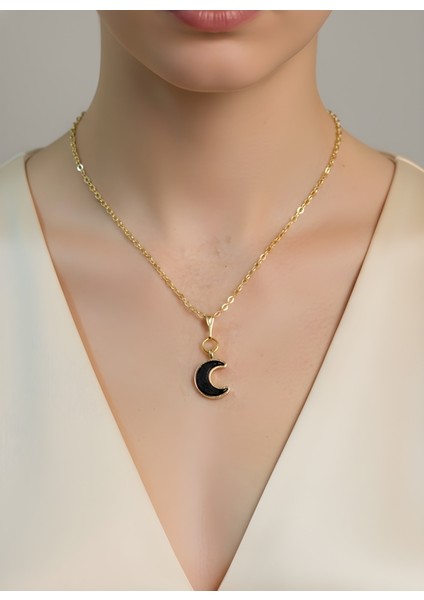 Siyah Hilal Detaylı Altın Renk Ince Zincir Kadın Kolye