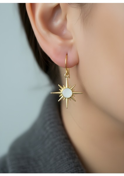 Inci Görünümlü Güneş Motif Işıltılı Zarif Altın Renk Kadın Küpe